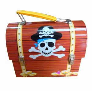 Lõunapakend koos plastist käepidemega